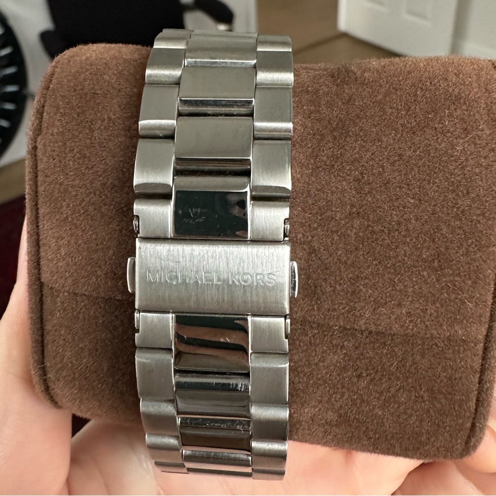 Michael Kors Men's MK8329 Classic Collection Men Watch - Picture 12 of 14